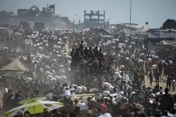 Más de 100 ONG denuncian que Israel les niega la entrada de ayuda humanitaria en Gaza