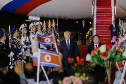 V.Putin KXDR başçısı Kim Çen Ina təşəkkür məktubu ünvanlayıb