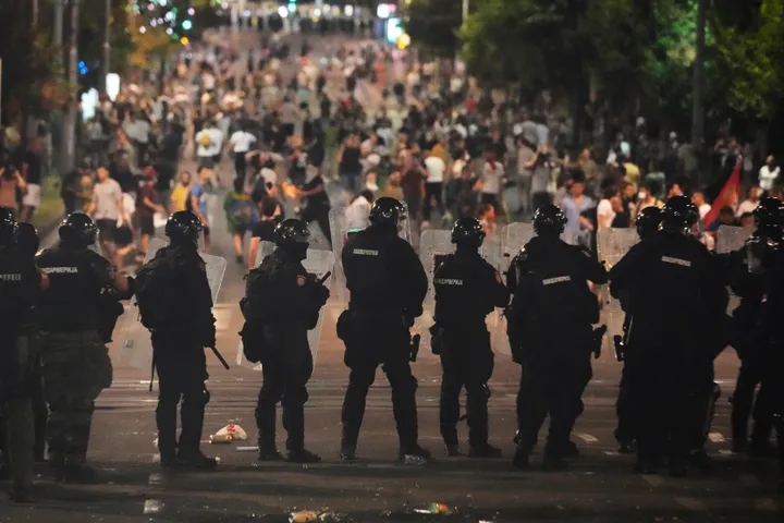 New clashes in Serbia as anti-government protests escalate