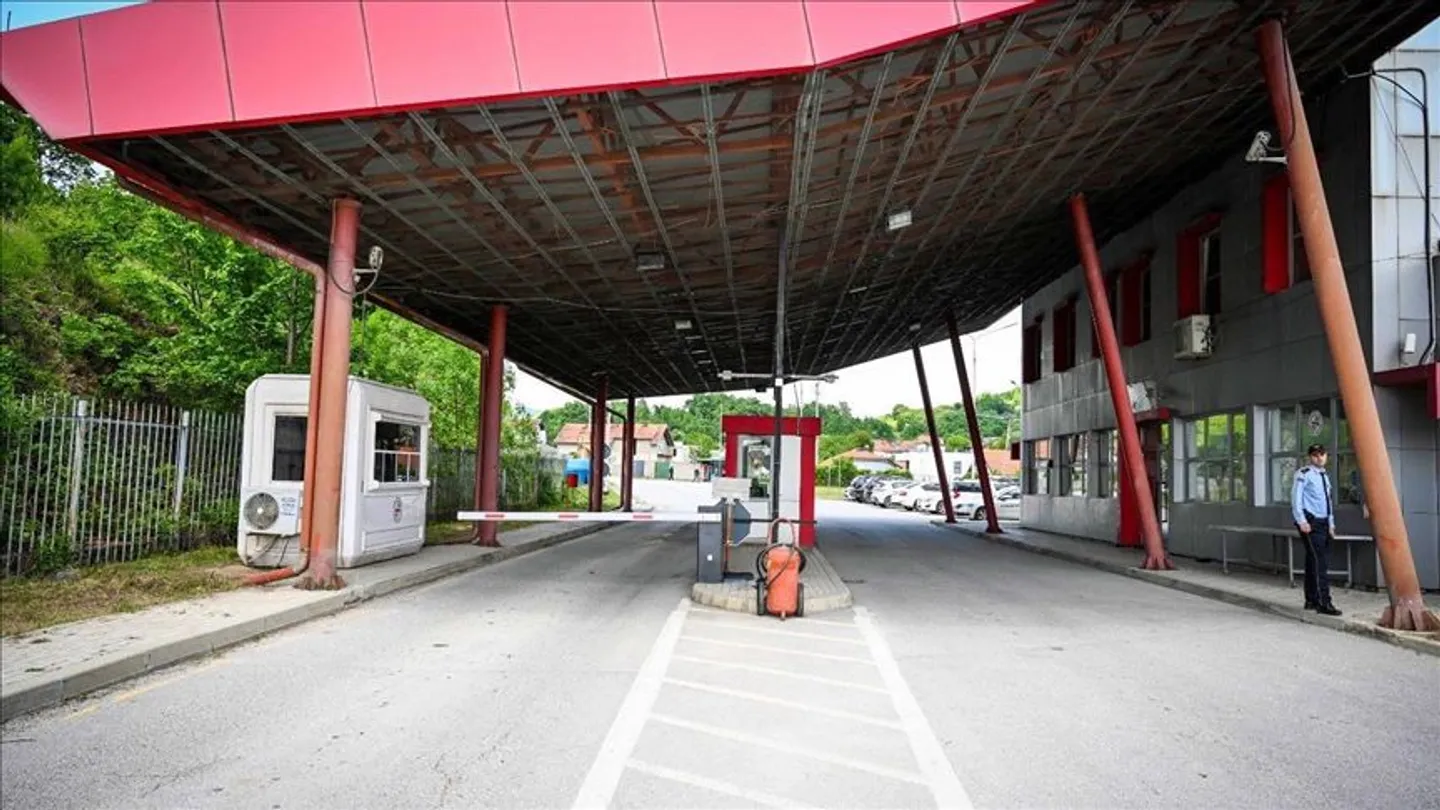 Rihapet për qarkullim vendkalimi kufitar në Jazhincë dhe rruga drejt Kosovës