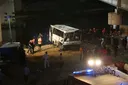 Alžir: Stradalo 18 osoba nakon prevrtanja autobusa u rijeku