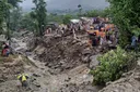 Shira dhe përmbytje të rrëmbyeshme në Pakistan, rritet në 351 numri i viktimave