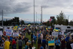Протест за поддршка на Украина на Алјаска пред средбата Трамп-Путин