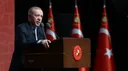Erdogan commémore les 26 ans du séisme de Marmara et rend hommage aux victimes