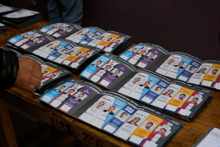 Bolivia heads to presidential run-off; incumbent left behind