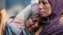 الاحتلال يدمر أكبر أحياء مدينة غزة ويقتل ويصيب عشرات الفلسطينيين وسط تهجير قسري وانهيار النظام الصحي