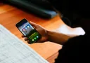 Belgija zabranjuje korištenje mobilnih telefona u školama