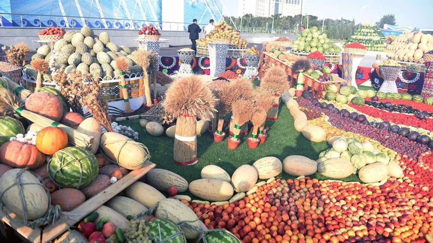 نمایشگاه محصولات کشاورزی و صنایع‌دستی تاجیکستان در آستانه برگزار شد