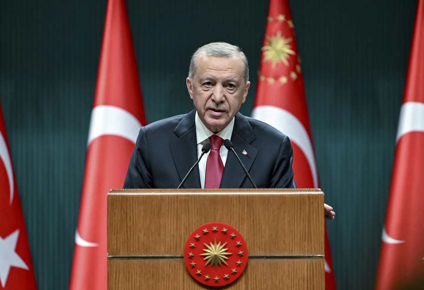 Presidenti turk thekson shqetësimet urgjente humanitare dhe aleancën e palëkundur me Spanjën.