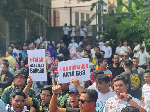 Belia Malaysia protes di Parlimen