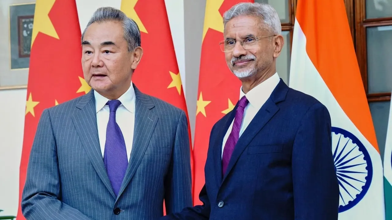 Modi diz estar preparado para se encontrar com Wang Yi da China