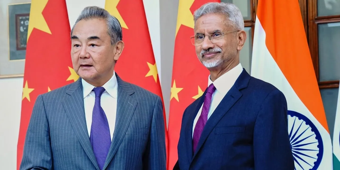 Modi diz estar preparado para se encontrar com Wang Yi da China