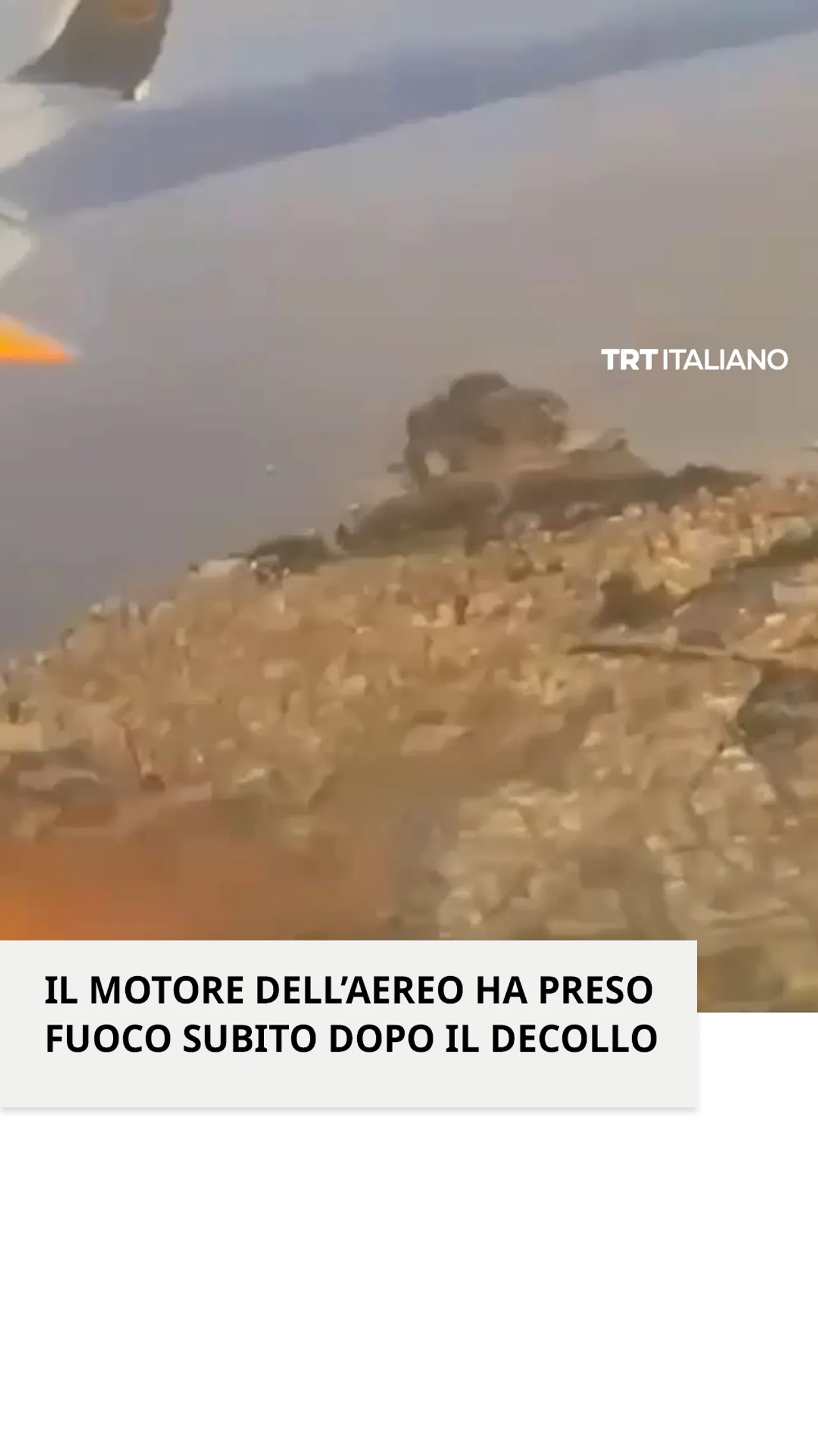 Il motore dell’aereo prende fuoco dalle subito dopo il decollo