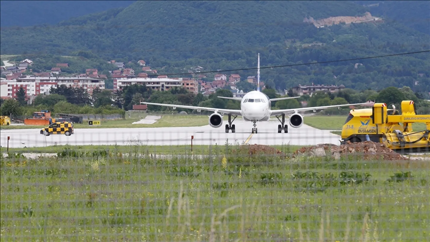 Grupa izraelskih državljana otputovala iz BiH nakon što su im izdati novi pasoši