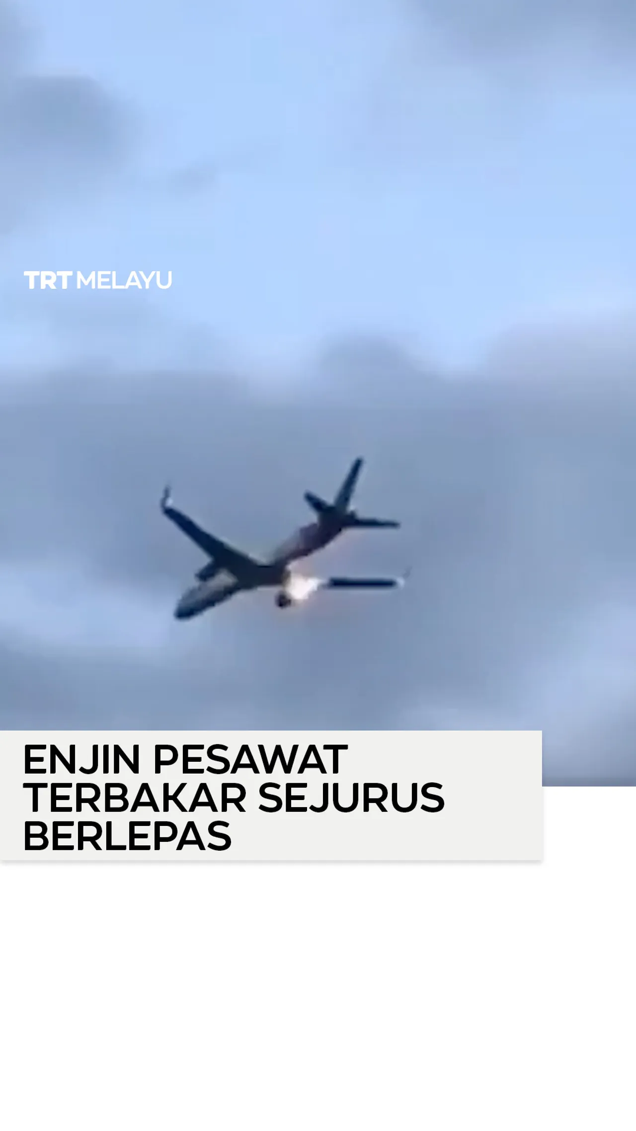 Enjin pesawat terbakar sejurus berlepas