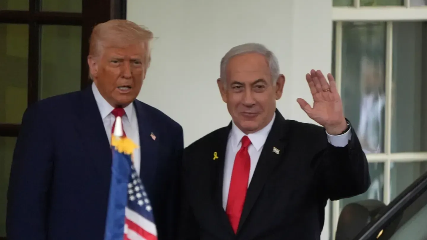Trump chama Netanyahu de 'herói de guerra', apesar de mandado de captura do TPI por crimes de guerra