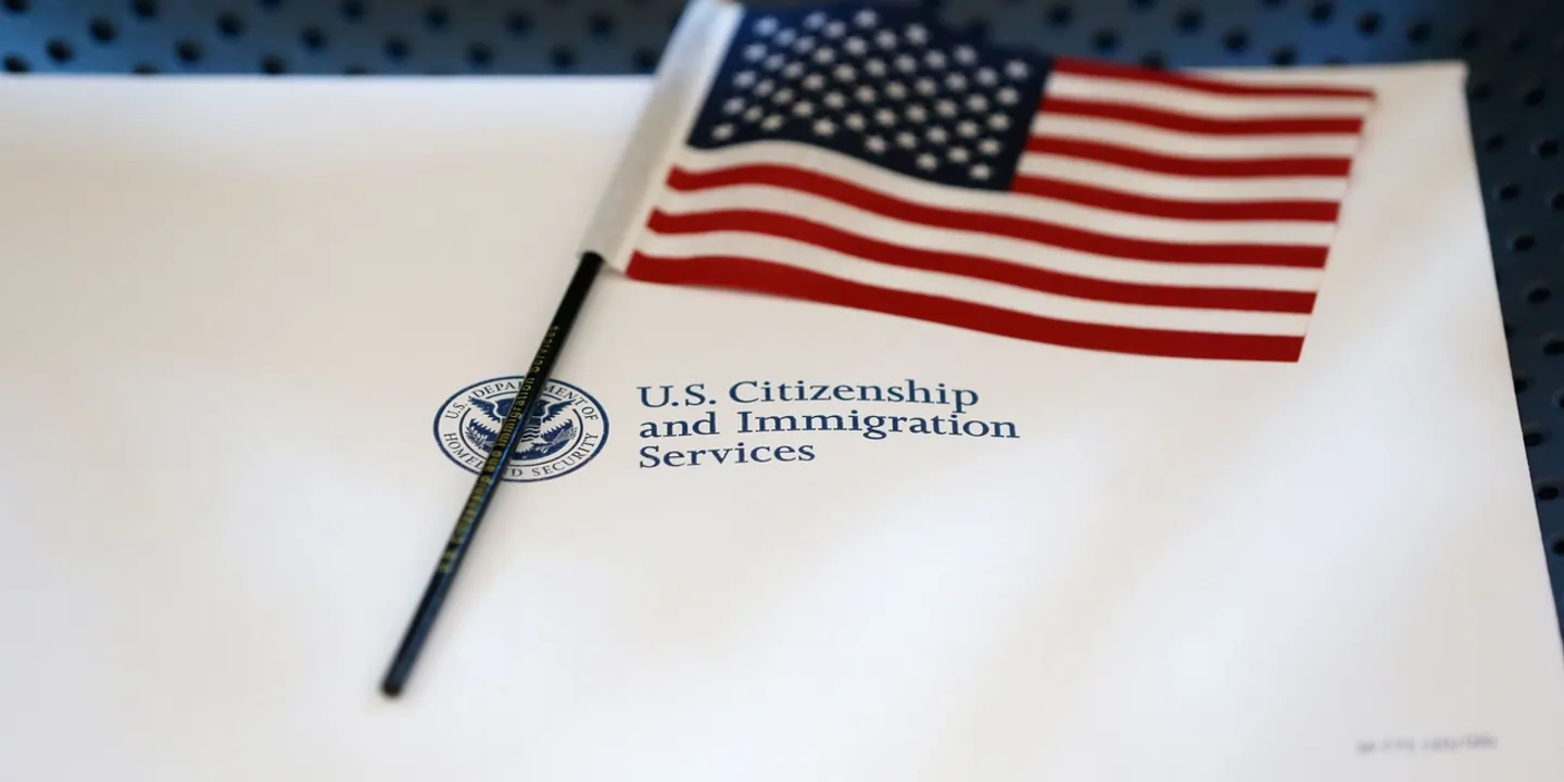 EUA vão submeter os imigrantes que procuram trabalho e cidadania a verificações 'anti-americanas'
