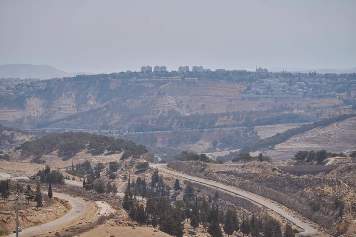 Israel moves closer to illegal E1 settlement project dividing occupied West Bank