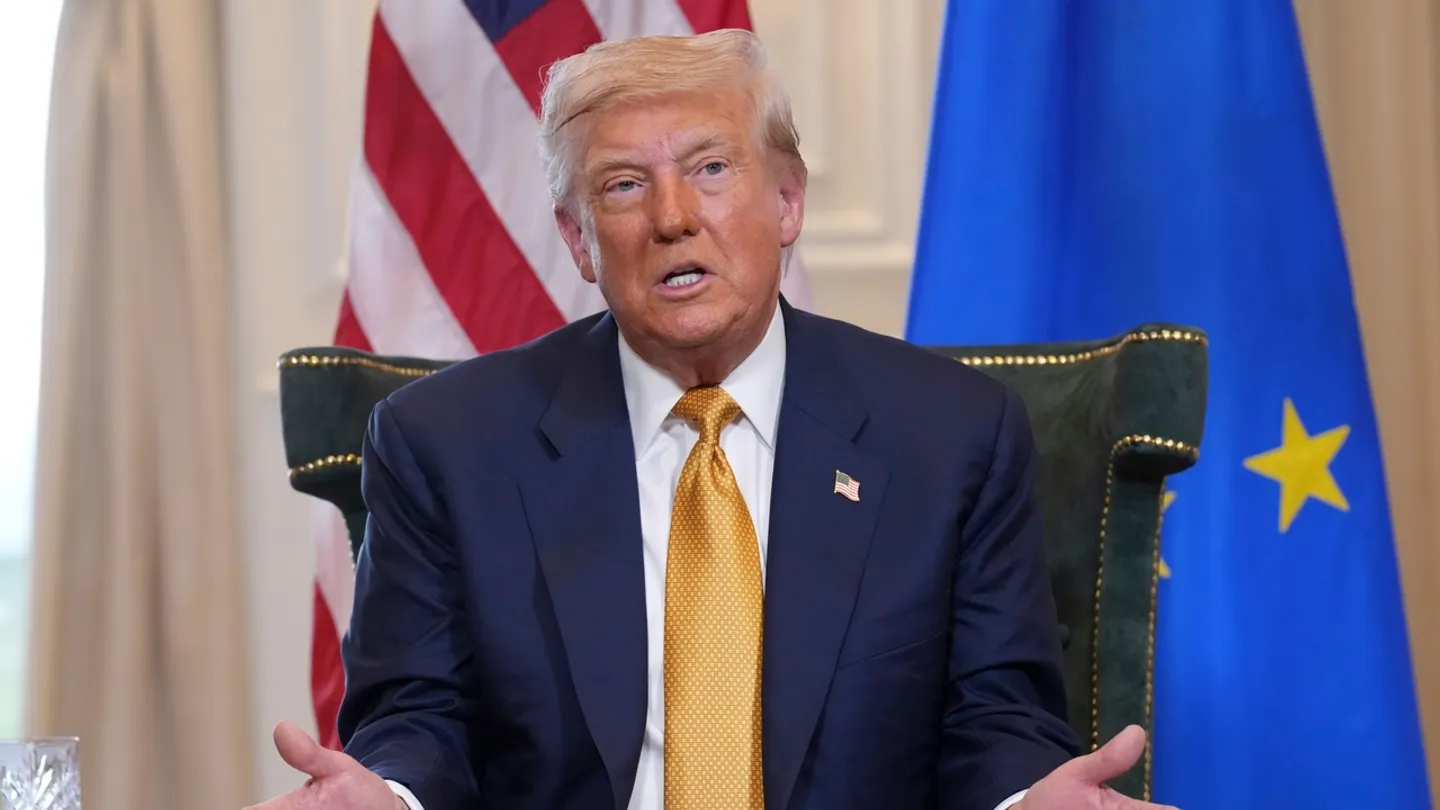 Трамп устранился от переговоров Путина и Зеленского