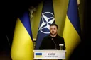 Зеленский обратился к России: «Кто вам угрожает?»
