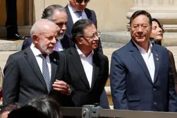 Cumbre en Bogotá: ocho países amazónicos acuerdan frenar la deforestación y la crisis climática