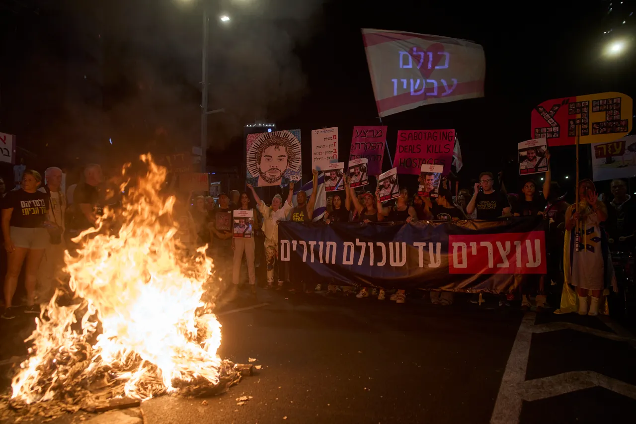 חייל מילואים נעצר בהפגנה למען השבויים מול ביתו של שר בליכוד