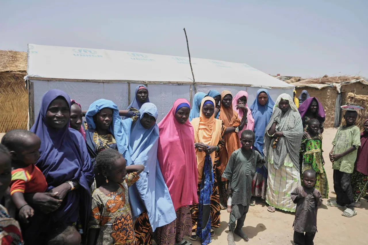 Na over 3 million Nigerians dey inside camps bikos of insecurity