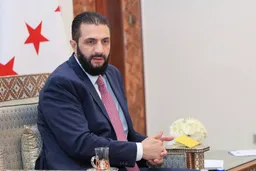 احمد الشرع با بازماندگان حمله شیمیایی غوطه دیدار کرد