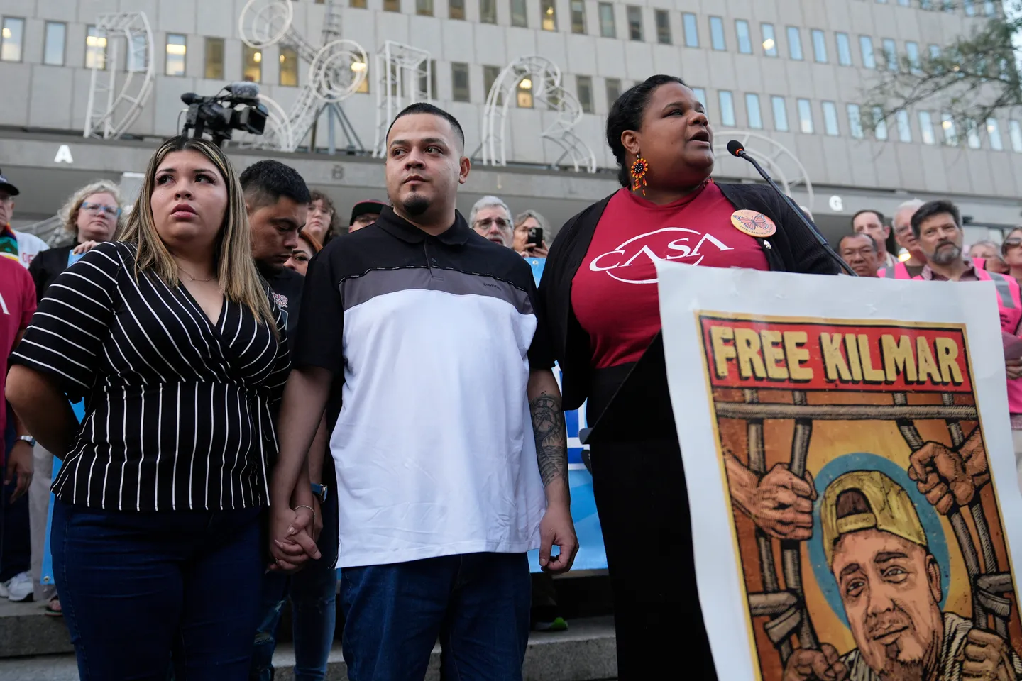 Kilmar Abrego Garcia, wrongly deported to El Salvador and rearrested, risks deportation to Uganda