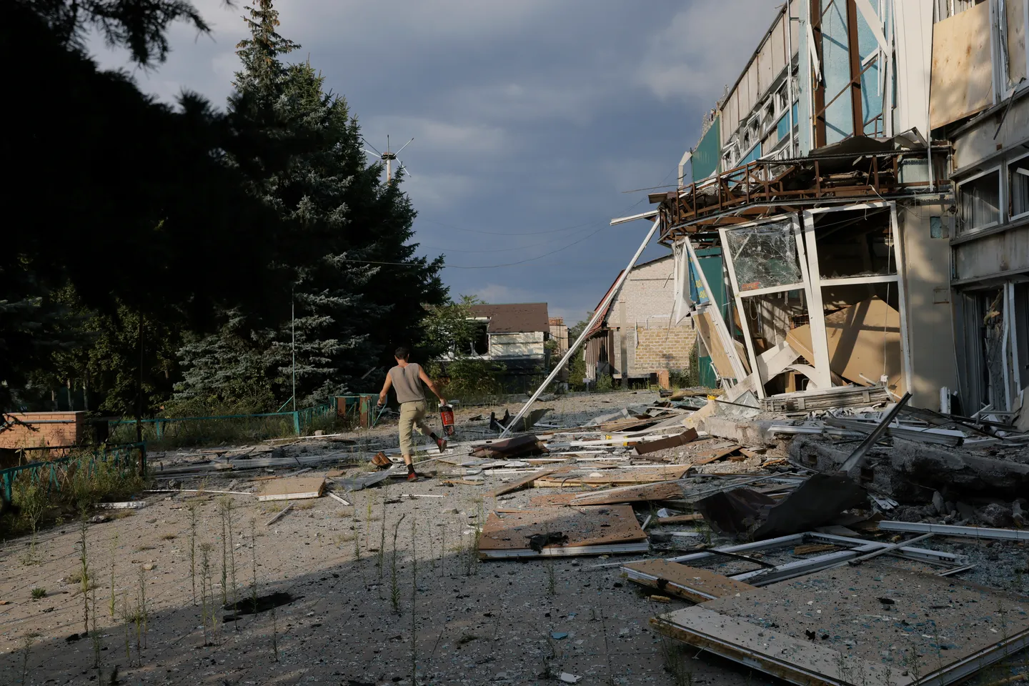 Russian strike kills over 21 in Ukraine’s Donetsk region