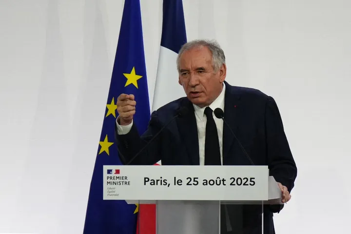 François Bayrou, le vote de confiance rime avec vote de défiance