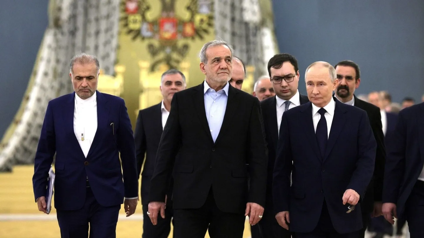 Moscovo e Teerão discutem o programa nuclear do Irão