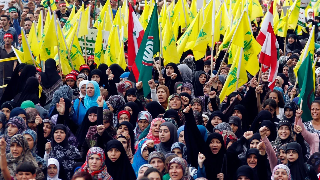 فراخوان حزب‌الله و جنبش أمل برای تظاهرات علیه طرح خلع سلاح در لبنان