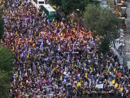 Israaiil: Kumannaan qof oo dalbanaya in la joojiyo dagaalka Qaza iyo heshiis is-dhaafsi maxaabiis ah