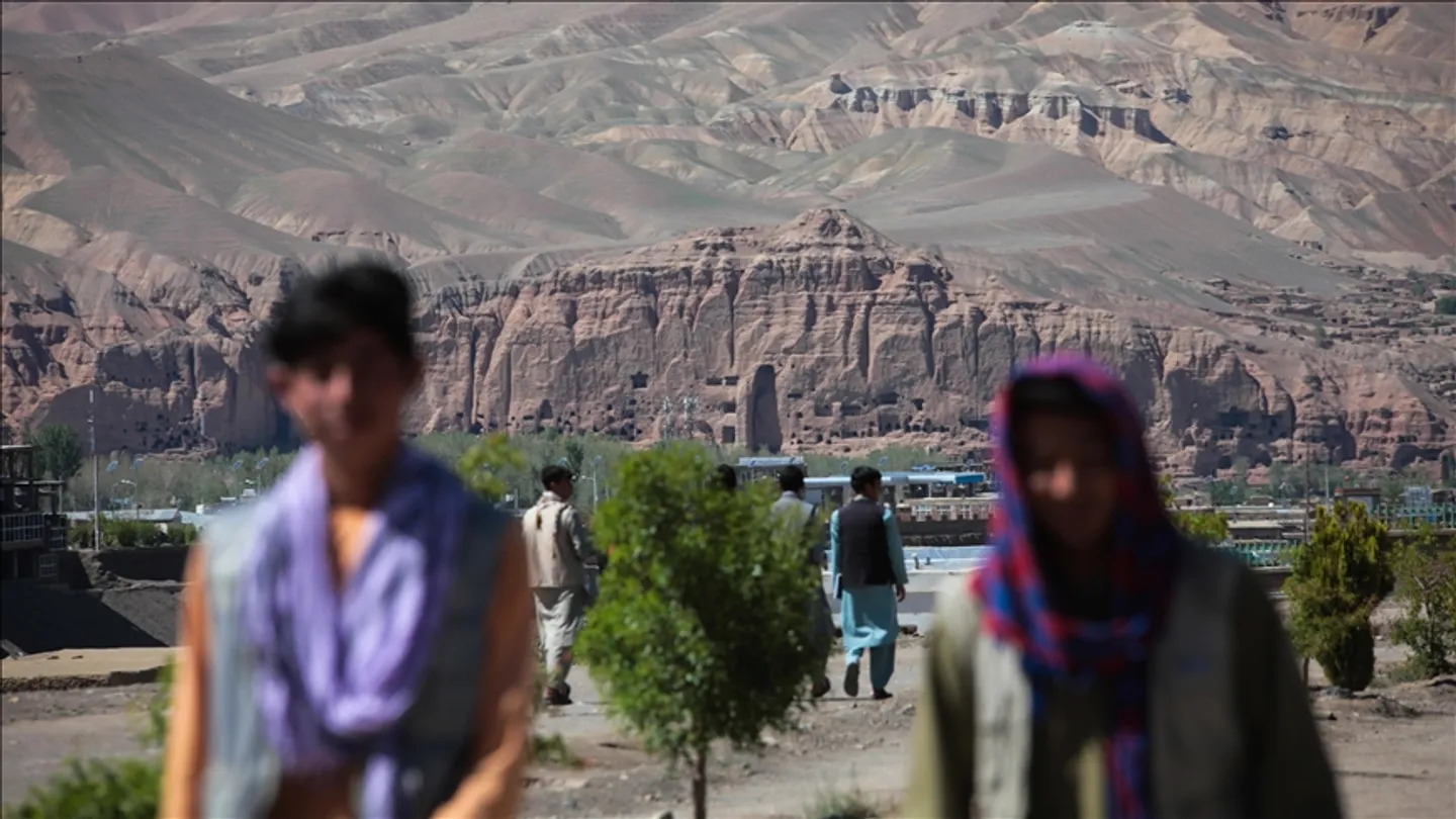Deadly bus crash near Afghanistan's Kabul