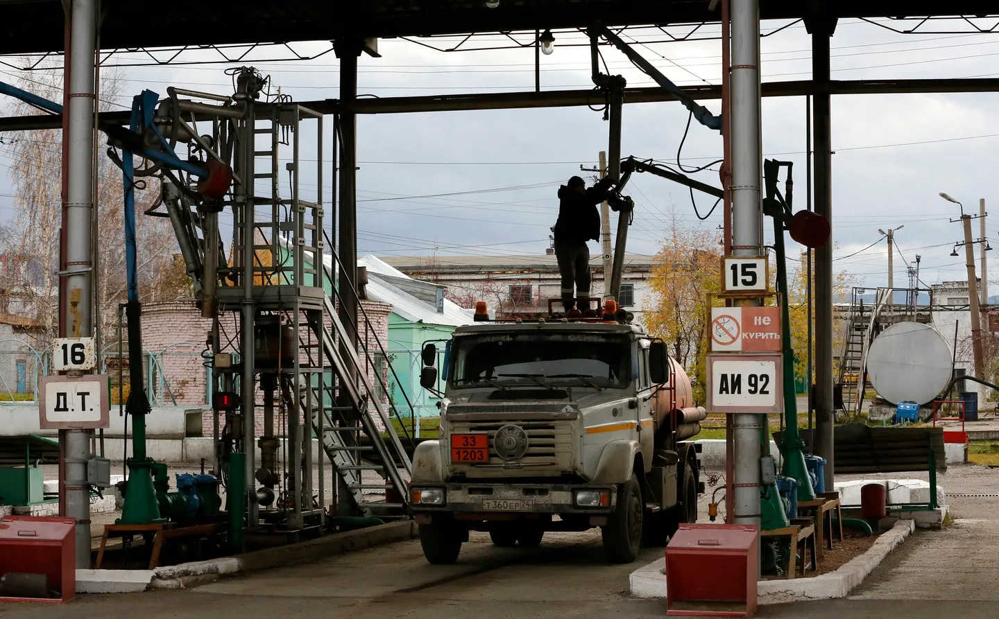 Так в России правда нехватка бензина?