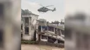 Poplave u Indiji: Vojni helikopter spasio stanovnike prije urušavanja zgrade