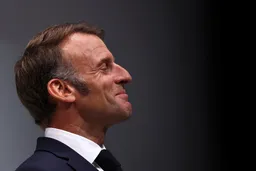 Frankrijk balanceert op de rand van een economische crisis: politieke onrust en torenhoge schulden