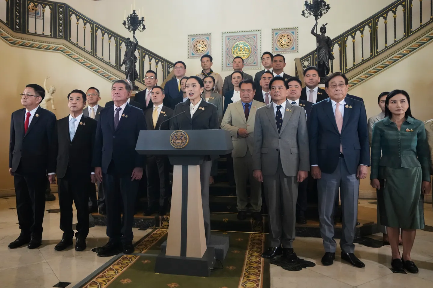 Paetongtarn Shinawatra digulingkan dari jawatan PM Thailand
