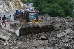Devastating monsoon rains wreak havoc in Pakistan, death toll swells