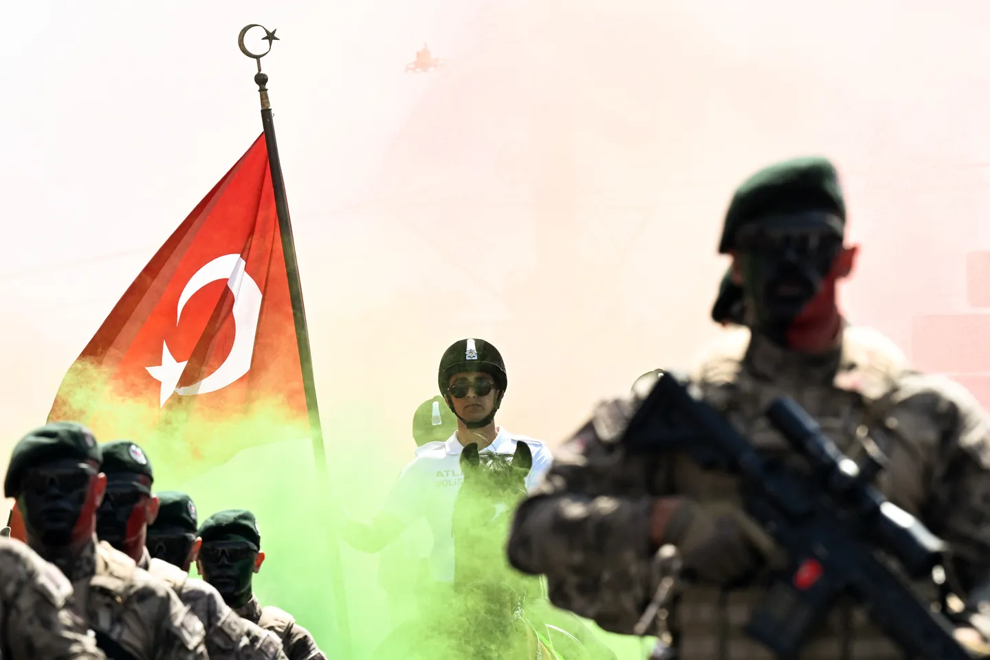 Türkiye feston 103-vjetorin e Ditës së Fitores