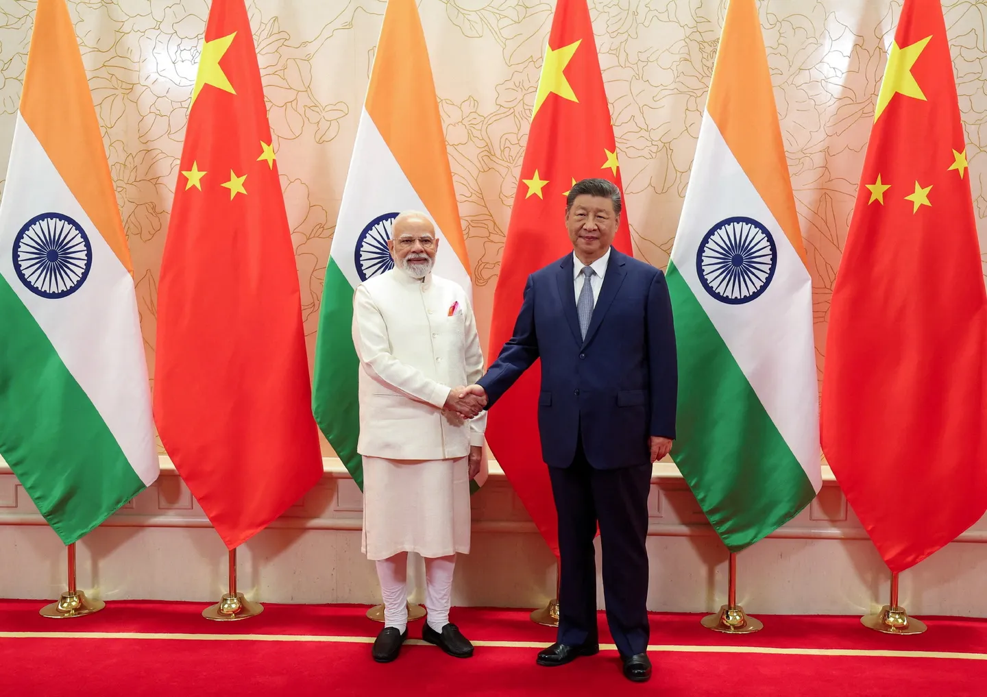 Xi naglasio "strateške, dugoročne" veze s Indijom, Modi obećao saradnju s Kinom