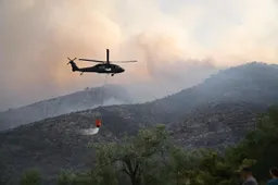 Forcat shqiptare rinisin luftën me zjarret, 7 vatra aktive
