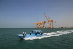 Scores of Ethiopian migrants drown after boat capsizes off Yemen