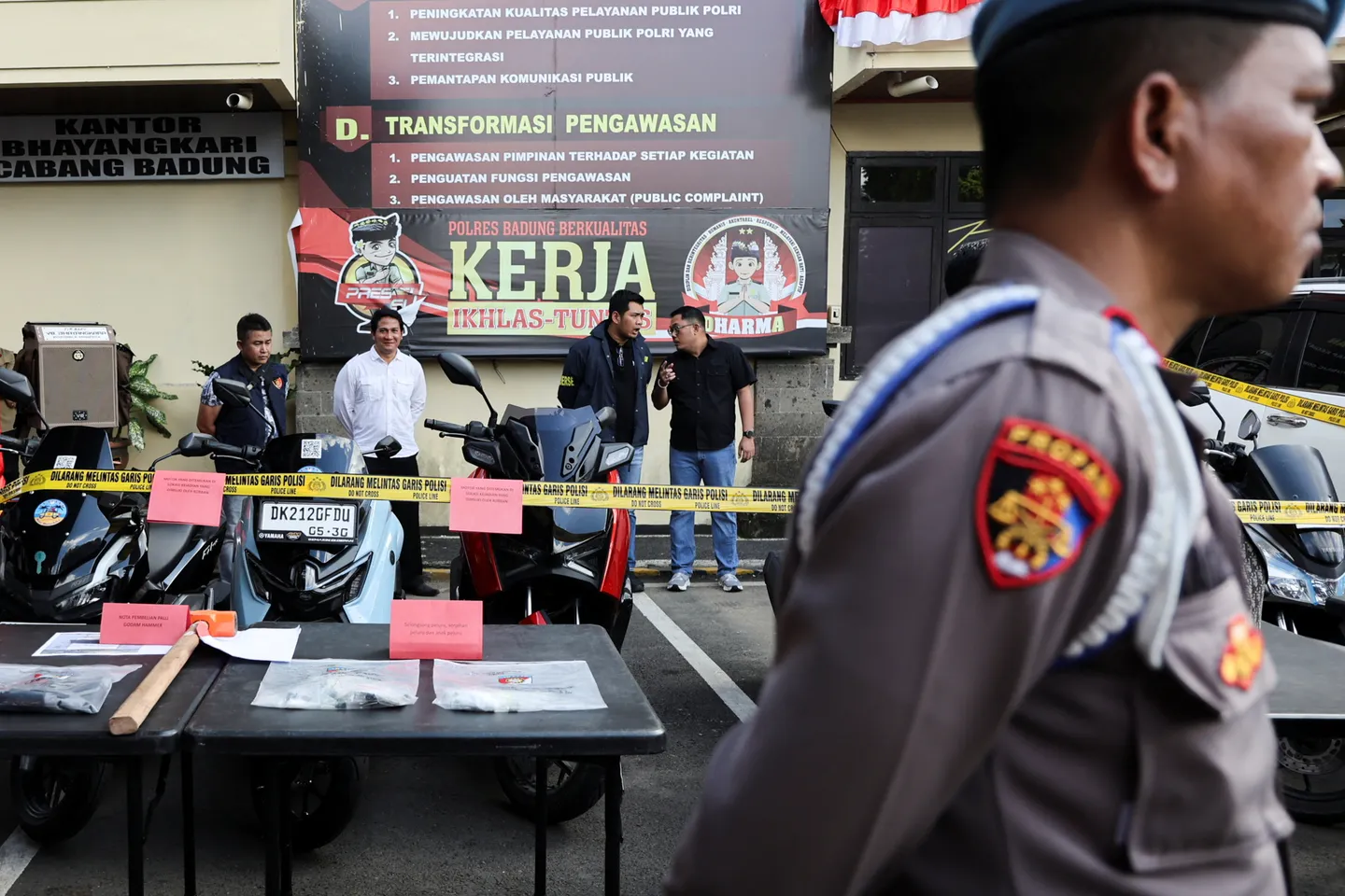 Dua turis asing ditangkap setelah perampokan money changer di Bali