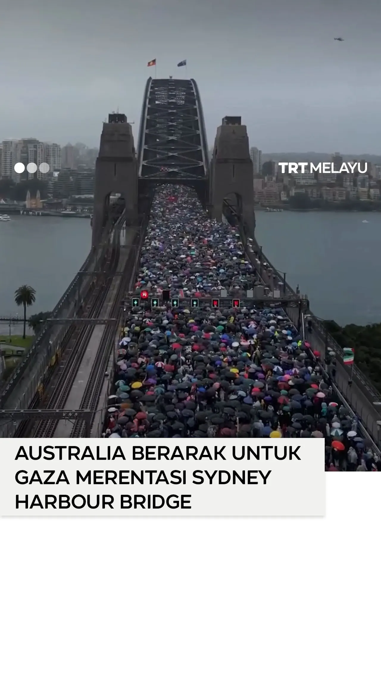 Australia berarak untuk Gaza merentasi Sydney Harbour Bridge