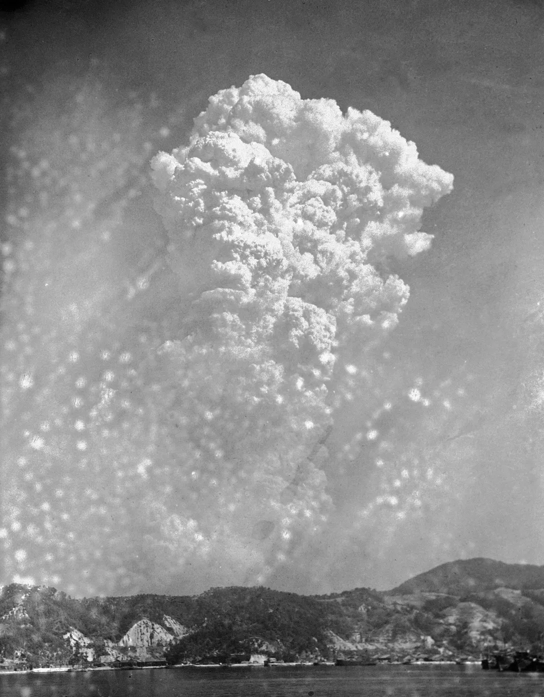 80 anos depois de Hiroshima, a ameaça nuclear continua a pairar no ar