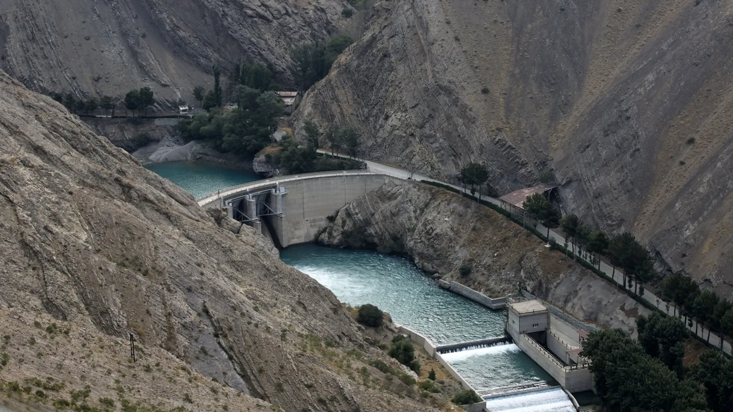 سدهای پنج‌گانه پایتخت ایران فقط ۲۰ درصد آب دارند