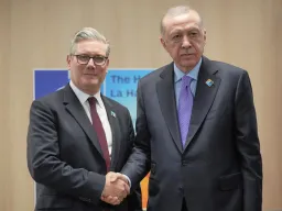 Erdogan felicita Starmer pela sua posição sobre o Estado palestiniano