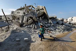 Israeli war leaves Gaza in terrible thirst as water turns toxic, pipelines fail